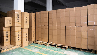 防暴盾牌成品區(qū)