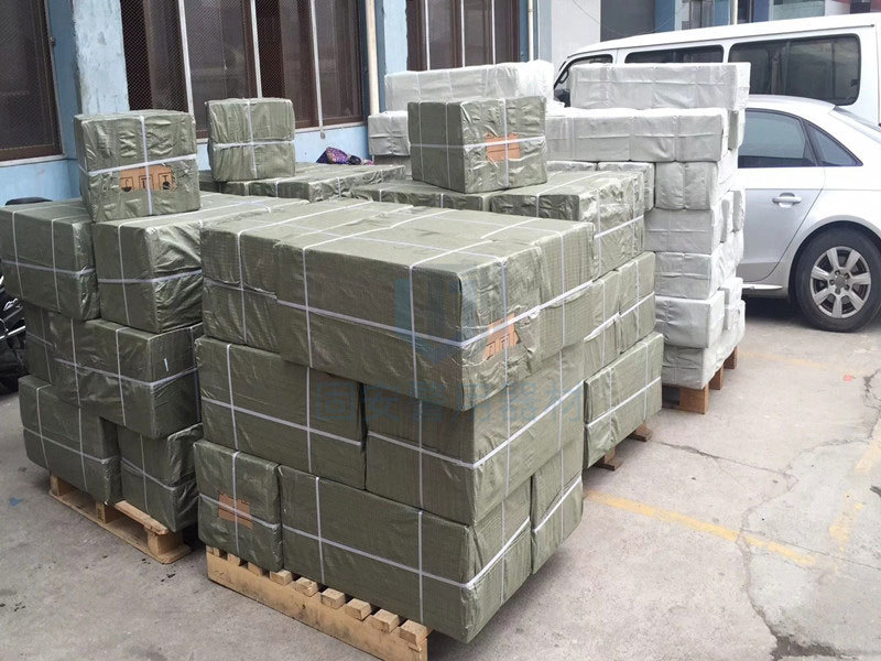 靖江固安發(fā)貨篇—發(fā)往廣州的1000張防暴盾牌順利發(fā)貨！