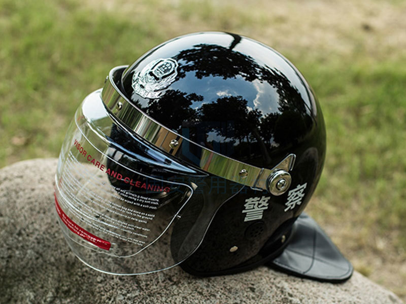 靖江固安:你了解警用防暴頭盔的材料嗎？